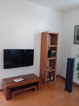 Samsung 40'' LED TV - 2