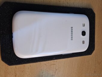 Galaxy S3 výborný stav - 2