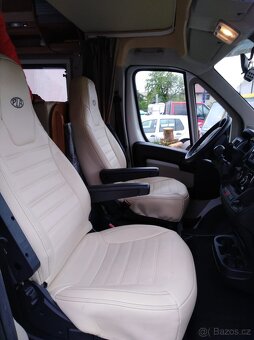 Obytné auto, Karavan - 2