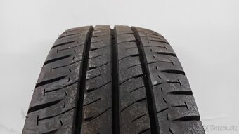 Michelin Agilis 215/65/16 C - 2