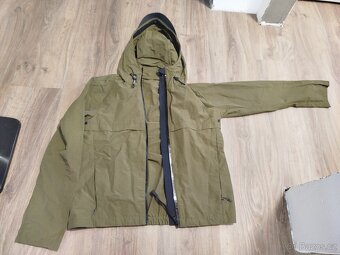 Outdoorová bunda - 2