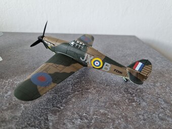 KOVOVÉ MODELY STÍHAČŮ 1:72 - 2