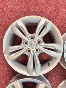 5x114,3 R17 originál alu disky Hyundai ix 35 - TOP - 2