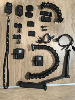 2x GoPro Hero 7 Black + příslušenství - 2