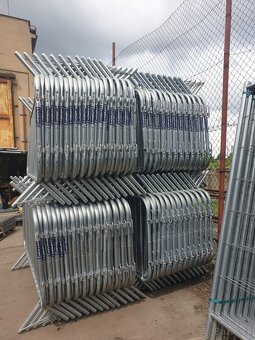 Mobilní samostojné zábrany - 2