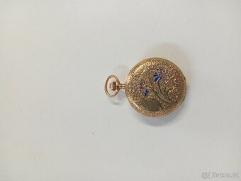 Zlaté jeptišky s emaily - 2