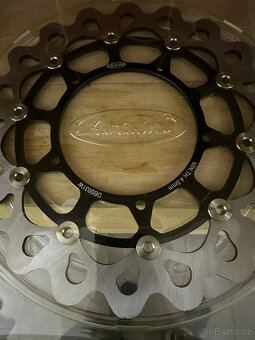 Brzdový kotouč přední pár Yamaha YZF-R1 2004-2006 - 2