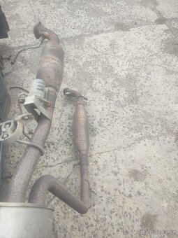 Komplet vyfuk s katalyzátory na BMW X5 e53 4.4i - 2