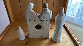 Tři svaté sošky - porcelán - 2