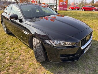 Prodám Jaguar XE 2.0D 132kw Max výbava HSE - Motor K.O. - 2