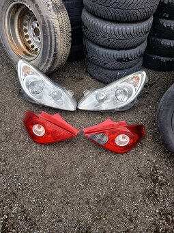 Opel corsa přední světla, nárazník, zadní světla - 2