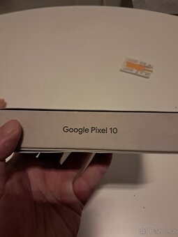 Google Pixel 10 - 2