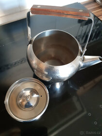 Nerezová konvička - 2