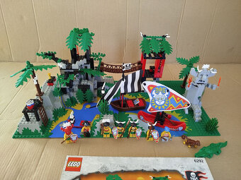 Lego 6292 Enchanted Island - 2