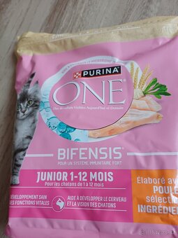 Granule pro kočky Purina ONE - 2