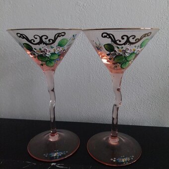 Skleničky a vázy - 2