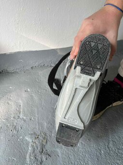 lyzaky fischer mx5 - 2