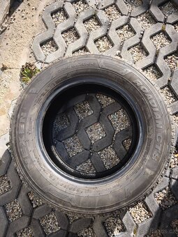 225/65/16C Nexen - 2