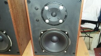 Tesla reprobedny - 2