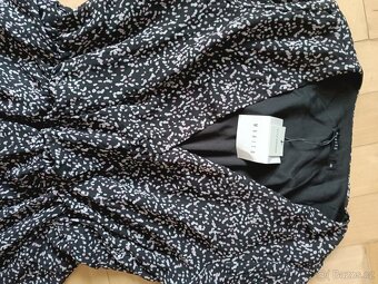 Šaty Mohito vel. 40 - 2