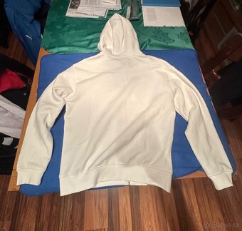 review mikina - 2
