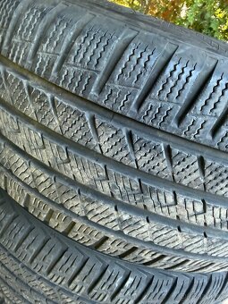 Pneu Vredestein 235/45 R18 98Y M+S - 2