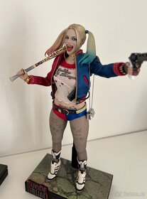 Harley Quinn hot toys , sideshow - 2