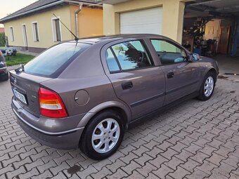 Opel ASTRA - 2