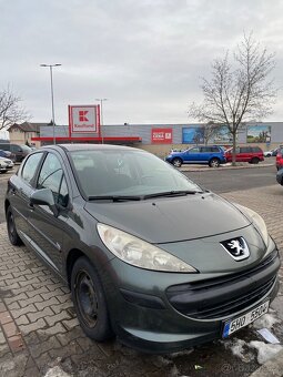 Prodám Peugeot 207, rok registrace 2007 - 2