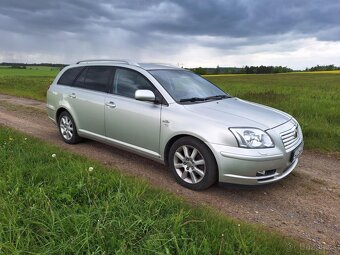 Toyota Avensis 2.0 - 2