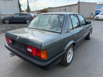 Bmw e30 320i - 2