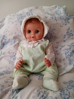 miminko 50 cm plačící 70.léta - 2