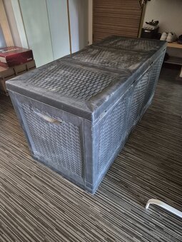 Uložný box na polstry - 2