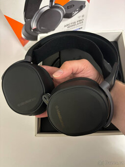 Steelseries Arctis PRO Wireless - 2