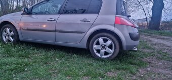 Renault Megane 2  1.9 DCI 6 kvalt - 2