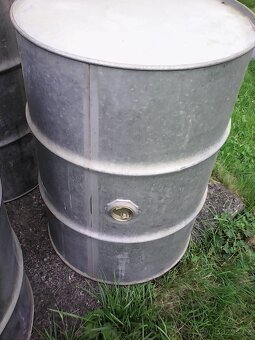 Pozinkované sudy 200l - 2