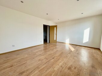 Pronájem bytu 1+1 34 m² - Studentská, Aš - 2