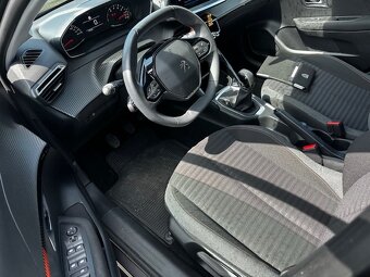 Peugeot 208 1.2i 55kw, r.2024, 17 500km, 1.maj., serviska - 2