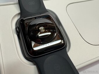 Apple Watch SE (1.gen), 40mm - 2