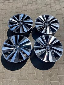 ALU kola Peugeot Traveller 7Jx19 - 2