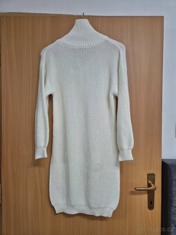 Svetrové šaty - 2