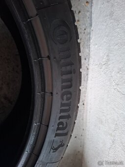 305/35 r21 zimní pneumatiky Continental - 2
