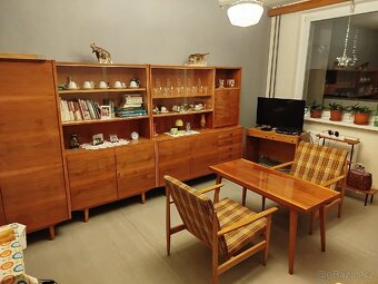Prodej starého nábytku a polohového lustru - 2