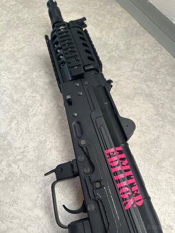 Airsoftová zbraň - 2