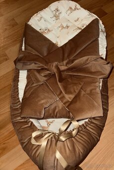 Hnízdo se zavinovačkou - 2