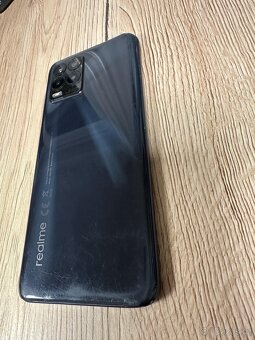 Realme 8 Ostrava - 2
