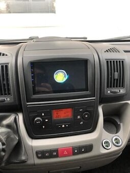 Apple Carplay 2/32 Gb Univerzalne autorádio ANDROID 11 + GPS - 2