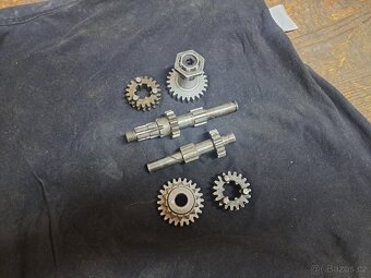 Jawa 50 550 555 pařez - Převodovka - 2