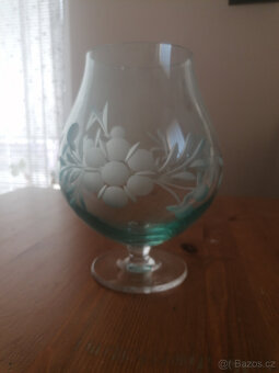 Broušená obří číše - 2