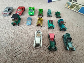 Kovové modely autíček - 2